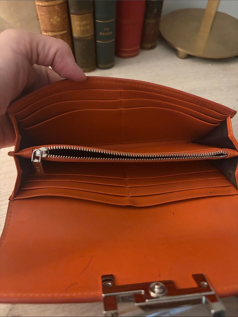 Tod’s Double T leather wallet - Picture 8 of 13